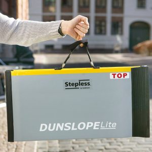 Rampa Lite plegada con asa de transporte