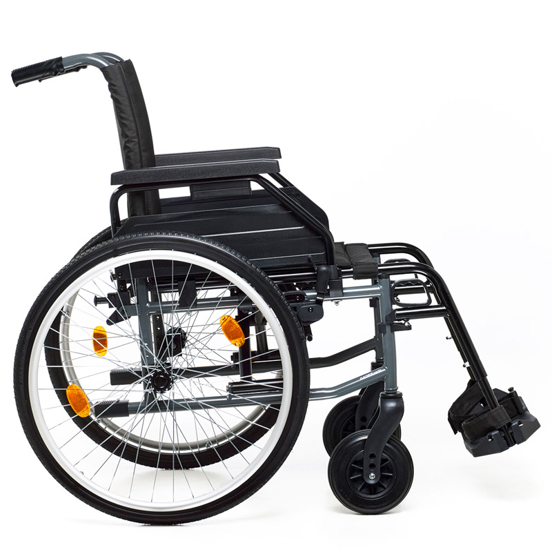 Silla de ruedas Gades vario Silla de ruedas Gades Vario con ruedas de 24 pulgadas vista lateral