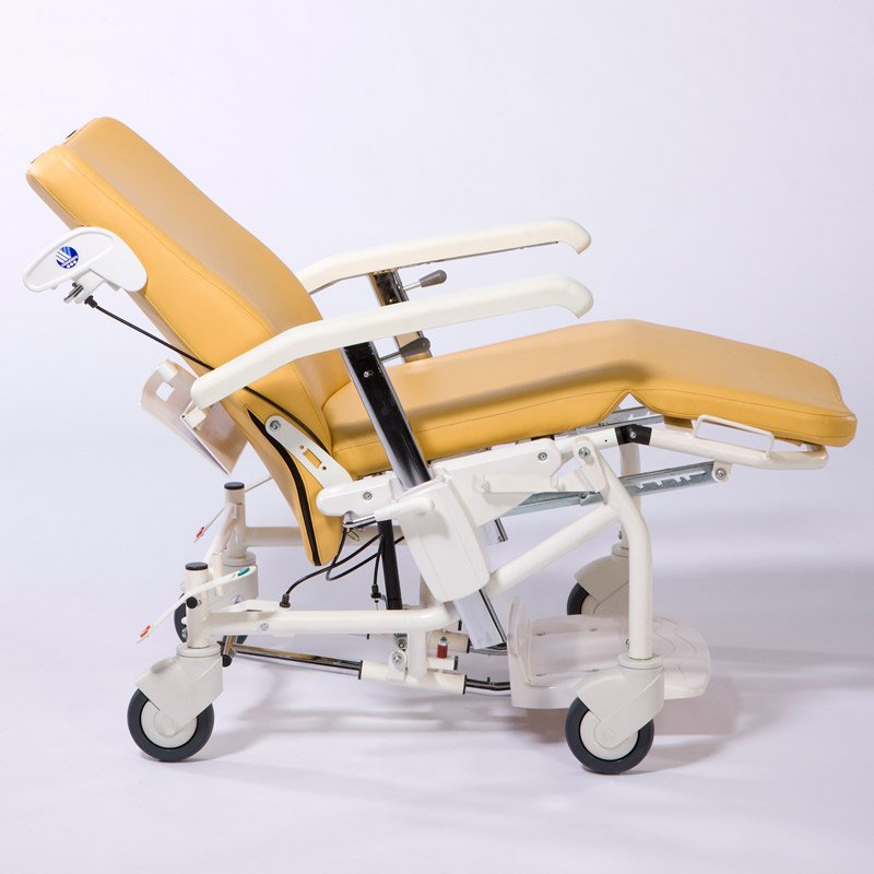 Sillón geriátrico Alesia Sillón geriátrico Alesia en posición reclinada