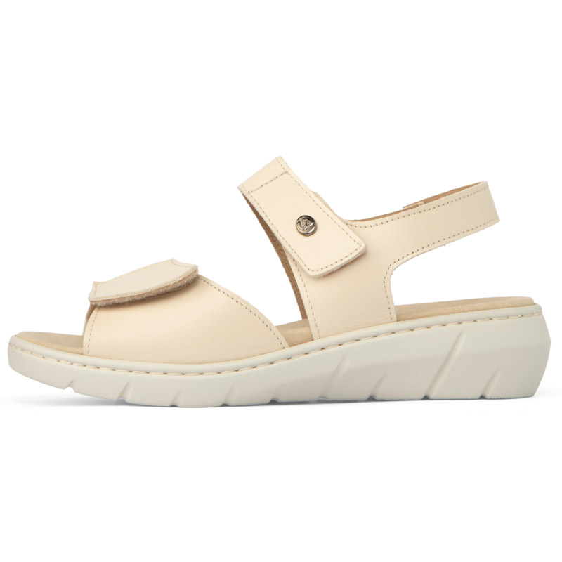 Sandalias ortopédicas mujer 20715 Sandalia ortopédica de piel beige con velcro y plantilla extraíble