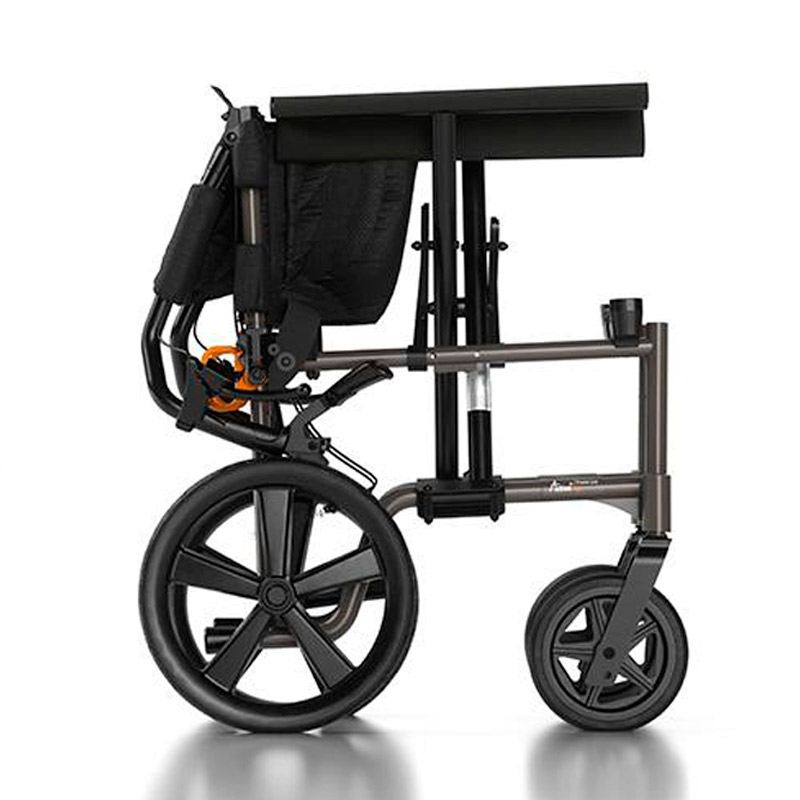 Silla de ruedas Action 2NG Transit Lite Silla de ruedas Action 2NG Transit Lite plegada para transporte