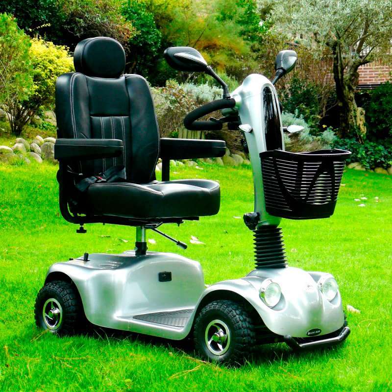 Scooter Libercar Grand Classe Scooter eléctrico Libercar Grand Classe gris con asiento deluxe y cesta delantera