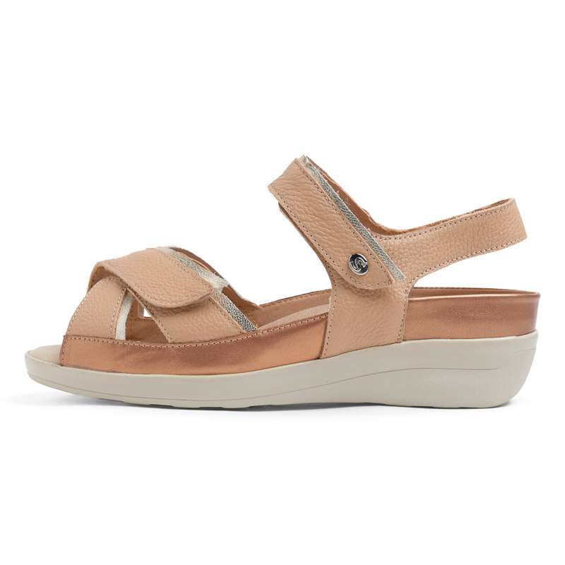 Sandalias de doble tira con velcro 20723 Sandalia beige de verano con doble tira, velcro y plantilla extraíble
