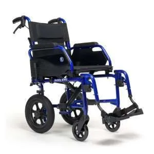 Silla de traslado Bobby EVO azul con reposabrazos B03 y paneles laterales